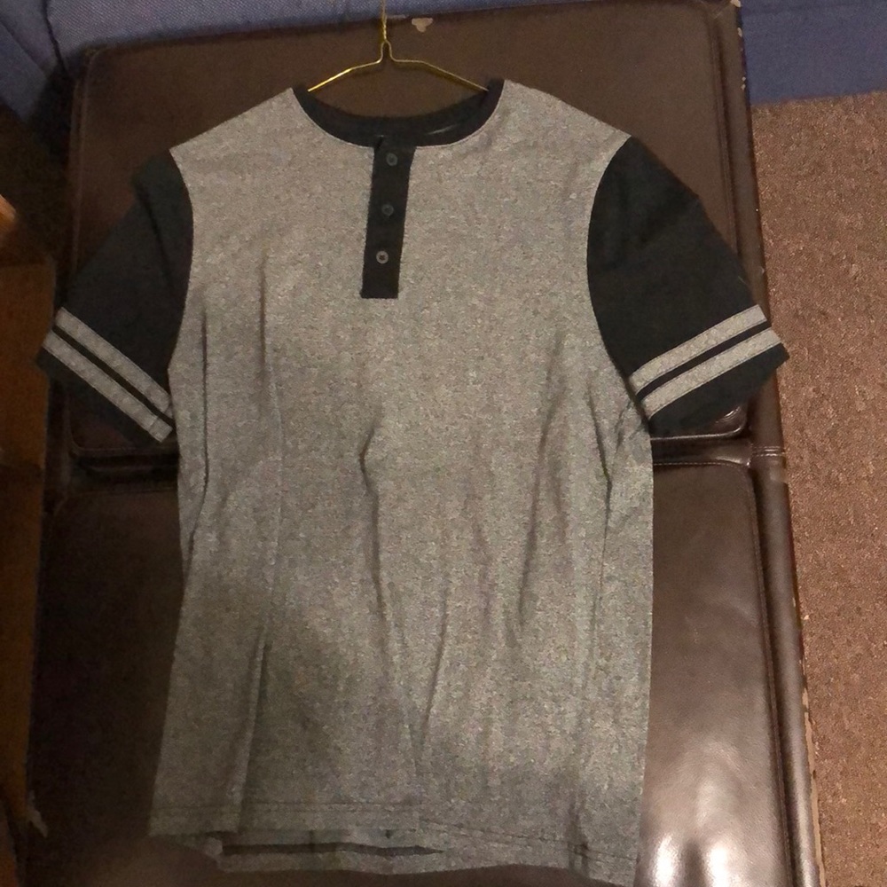 Tony hawk tee shirt